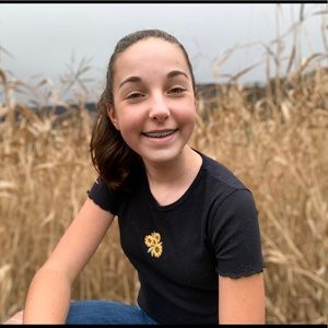 Meet your Posher, Ava